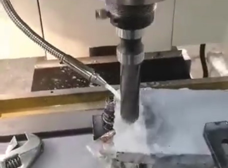 ZK5140-1的(de)數控鑽床視(shì)頻