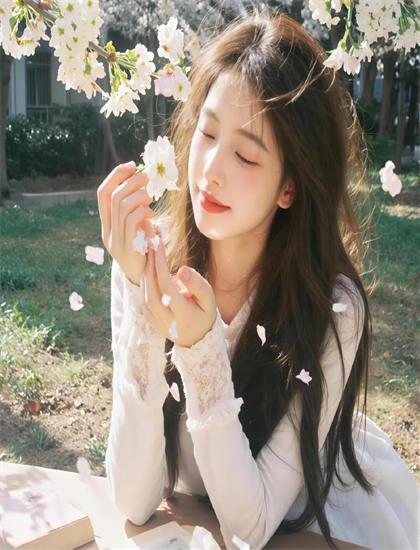 未删减版：《女人的抗战》场景布置分析划时代的：环境设计与主题呼应探讨